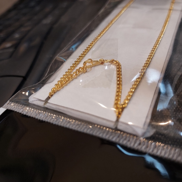 NWT Star of David necklace, made and purchased in Toledo Spain, 24k gold plated - Picture 4 of 5